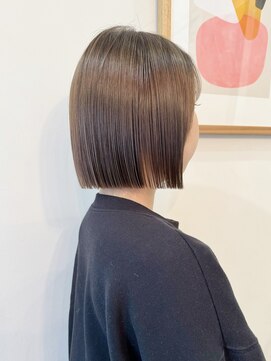 ローレン(LOREN) ミルクティーベージュぷつっとボブケアブリーチ 梅田