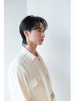 イオ 本厚木(io)&nbsp;波巻きパーマセンターパート束感アッシュブラックコンマヘア