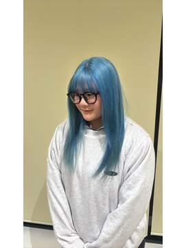 アース 会津若松店(HAIR&MAKE EARTH) 個性派ペールブルー