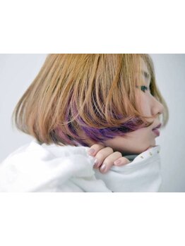 豊富な知識と経験で培った技術力で、ファッションやライフシーンに合わせた似合わせスタイルを提案します☆