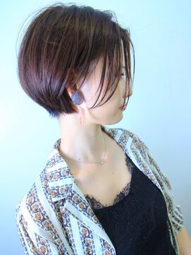 ラウンジ モリオ イケブクロ(Lounge MORIO Ikebukuro) 【morio】綺麗でかっこいい黒髪ショート♪