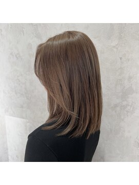 フレームス(FRAMES) スモーキーベージュ/ベージュブラウン/ミディアムレイヤー