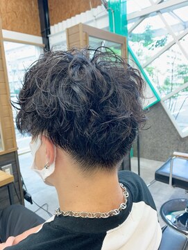 ブッディ(BDY) メンズスパイラルパーマ☆縦カールの仕上がり