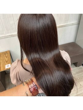 ネウィ ハウオリ 札幌駅前(newi hau'oli) 大人かわいいエギョモリ ミルクティーブラウン ひし形シルエット