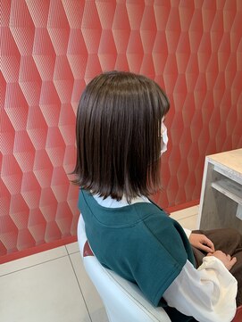 アース 天童店(HAIR&MAKE EARTH) 切りっぱなしボブ