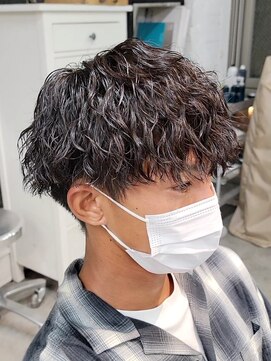 フィフス 原宿(fifth) ツイストスパイラルパーマメンズマッシュツーブロック刈り上げ