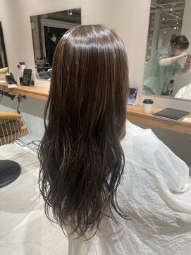 ホワイトストーン WHITE STONE 熊本　ハイライトカラー ミルクティーベージュ　20代ヘアカラー