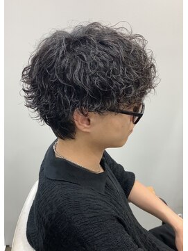 リヴ オオサカ(LIV OSAKA) 波巻きパーマ プードルパーマ 重めマッシュ 波巻きスパイラル