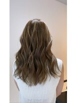 ヨロ 小岩(YOLO) ハイライトカラーミルクティーベージュケアブリーチダブルカラー