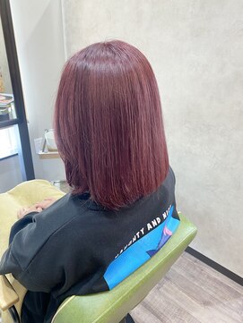 ヘアオアシス ピンクカラー×長めボブ