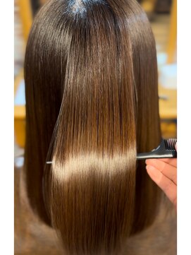 ヘイロー 福岡天神店(HALO) 酸性トリートメント9step