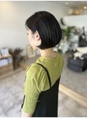 暗髪ボブ