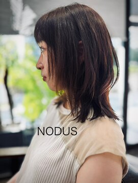 ノードゥス(NODUS) ミディアムレイヤースタイル