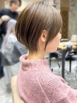 アフロート ルヴア(AFLOAT RUVUA)&nbsp;みねスタイル♪ 似合わせ ショート ボブ 30代 40代 小顔 新宿