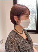 ショートボブ耳掛けくびれなしベージュグレージュシースルー前髪