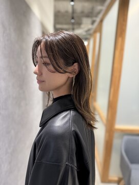 フレームプラス 御堂筋難波店(FRAME +) ミディアム