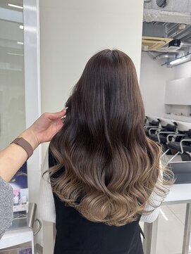 アライブ ハラジュク(ALIVE harajuku) 【ALIVE yu-ki 自然な繋がりのグラデーションカラー】