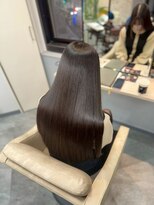 シシ 新宿(She 2.)&nbsp;ショコラベージュ/ツヤ髪スタイル/ニュアンスカラー/髪質改善