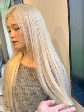 フリーク(FLEEK) 大人ブロンド