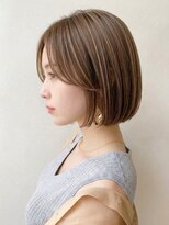 ブロッサム 東武練馬店(Blossom)&nbsp;丸みボブミルクティーグレージュハイライト前下がりボブ秋カラー