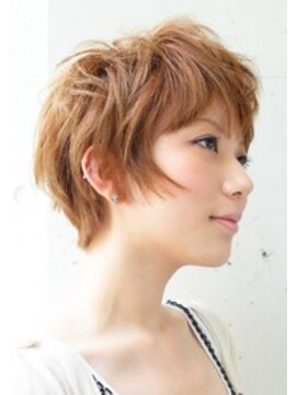 ヘアメイク ケイ(hair make KEI) キレイなシルエットの大人ショート
