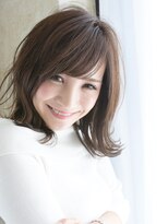 ヘアアンドメイク アリス(hair&make ALICE produce by COLT)&nbsp;切りっぱなし×べージュ×小顔バング