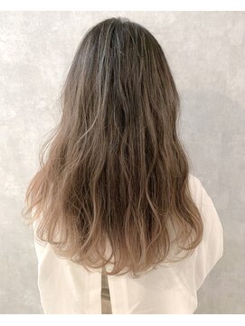 イール(iIIL) 【iIIL hair lounge】グラデーションことりベージュ