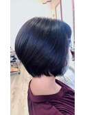 ショートボブ