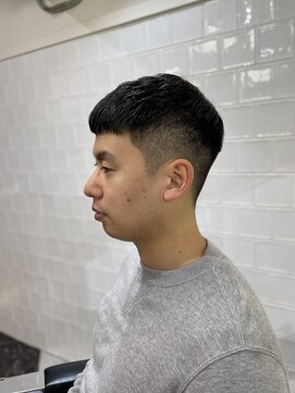 メリケンバーバーショップ フクオカ(MERICAN BARBERSHOP FUK) 清潔感フェードカットネオクロップ