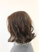 エヌプラス(N+)&nbsp;黒髪グラデヘアーオリーブグレー小顔に見せるヘアココアベージュ