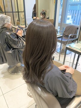 ネオリーブギンザ 銀座店(Neolive GINZA) 柔らかいグレージュカラー ☆ 透け感たっぷり×艶髪カラー