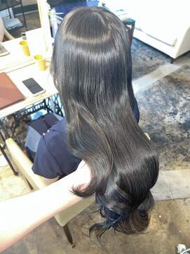 アドール(ADOR) 【ADOR上村】透明感ブルージュカラー