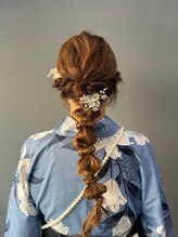 浴衣やパーティーでのヘアセットはお任せ！着付けも大歓迎！