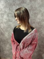 コルト(COLT) スタイリングのしやすいレイヤーウルフ