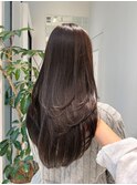たっぷりレイヤー×透明感のあるシアーグレージュ