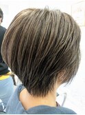 白髪ぼかしハイライト　明るい白髪染め　白髪染め卒業