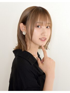 ヴィス ベリー(Vis Berry) #切りっぱなし#色っぽ#タッセルボブ【前田泰助】