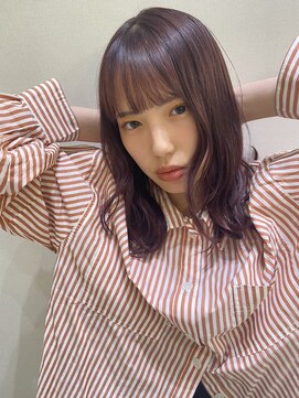 ネイビー グラ ヘアー ストーリー(NAVY gra HAIR STORY) 切りっぱなし×ツヤ感ピンク