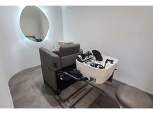 こだわりの半個室でご褒美時間♪すべての施術が半個室内で完結！