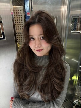 アルドーレヴェントホリエ(Ardore vento horie) ブリーチなしで作るグレージュ×バタフライレイヤー♪