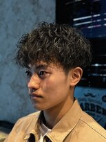 アーマイゼワークス(Ameise works) ツーブロック×波巻きパーマ