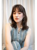 イメチェンで大人女子力UP♪毛先カールのくびれエアリーミディ