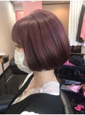 ラベンダーピンクショートボブスタイル
