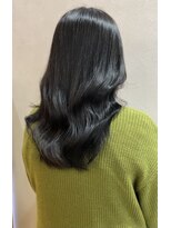 ヘアアンドメイク 心座(hair&make) アッシュブラック　艶感カラー