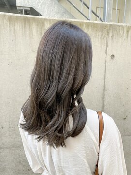 ロンドアベニール 北千住(Lond avenir) ブリーチなしオリーブ　くびれヘア　デザインカラー　西田大樹