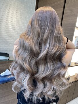 ローレン(Rollen) ☆スーパーロングのパールグレージュ☆