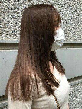 ララ モアナ(LaLa Moana) イルミナカラーでナチュラルツヤブラウン