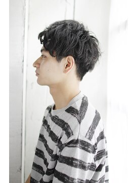 シュシュット(chouchoute) 吉祥寺2分/束感韓国マッシュパーマ波巻きウルフハイライト/011