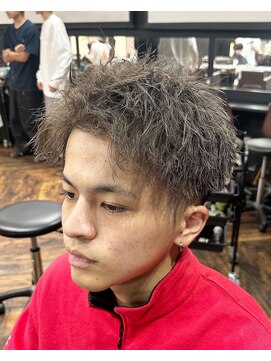 スキル(SKILL) アップバングショート