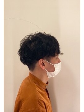 ヘアーアンドメイクアップモパ メンズパーマ